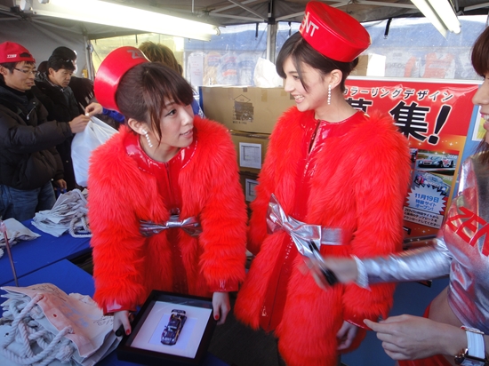 遠野千夏さん（左）、久保エイミーさん（右） 