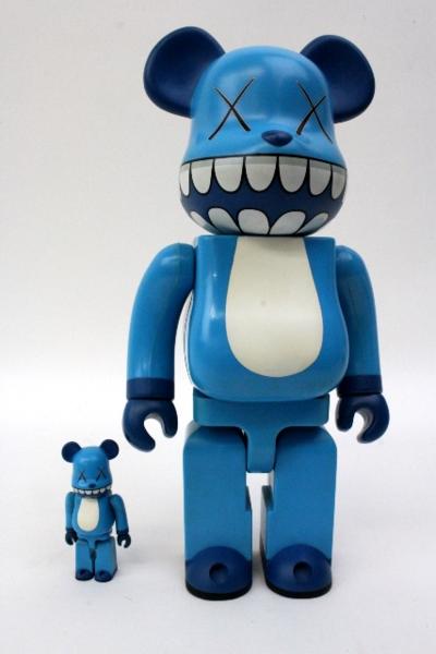 正規品　KAWS a-nation BE@RBRICK 400% カウズフィギュア