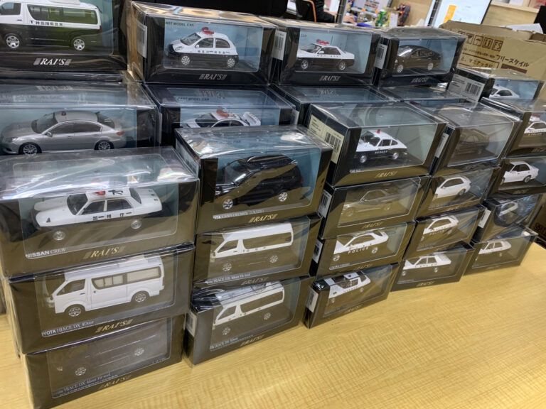 合計100点以上！レイズを中心に大量にミニカーをお売りいただきました！