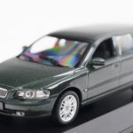 ミニチャンプス 430171212 ボルボ V70 2000 オリーブメタリック