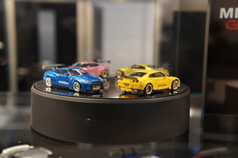 「MINI GT」ブース｜ニュルンベルク トイ・メッセ2020徹底特集